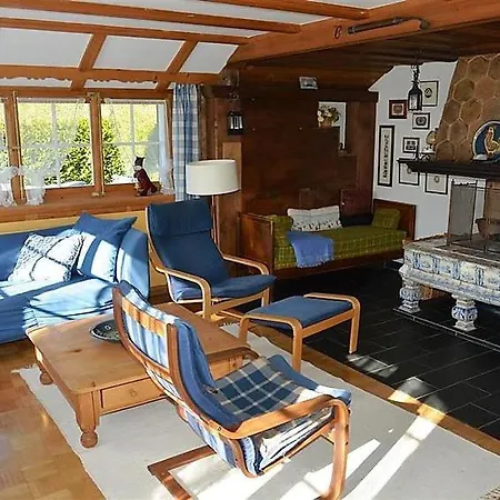 Apartment Saanenmoser Sleeps 9 *